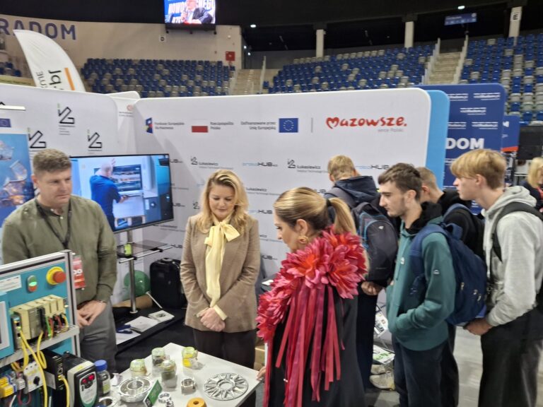 Zdjęcie 3 z 9